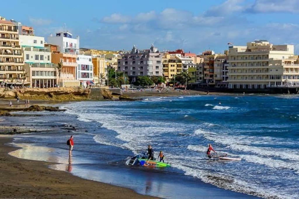 Villa Blanca Tenerife - Private Rooms - Terrace And Bbq, 5 Minutes From The Beach And Airport 圣伊西德罗 外观 照片