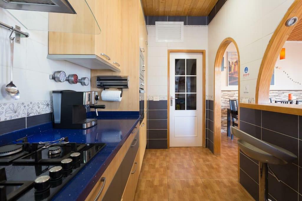 Villa Blanca Tenerife - Private Rooms - Terrace And Bbq, 5 Minutes From The Beach And Airport 圣伊西德罗 外观 照片